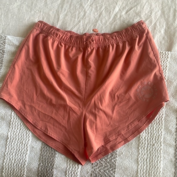 NWOT Gymshark x KK Fit shorts - Picture 1 of 4